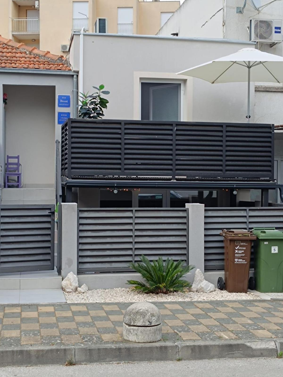 Studio & Apartment Biograd Paszman Weißenburg Exterior foto